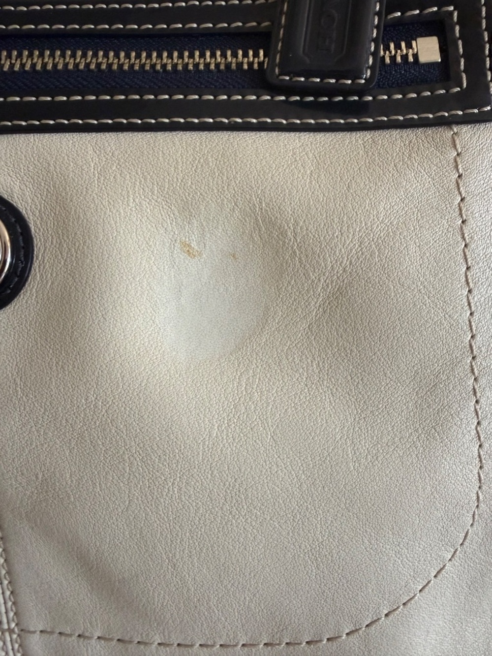 COACH Laura Kisslock Framed Ivory Leather Satchel Red Interior F14866 - Picture 16 of 16